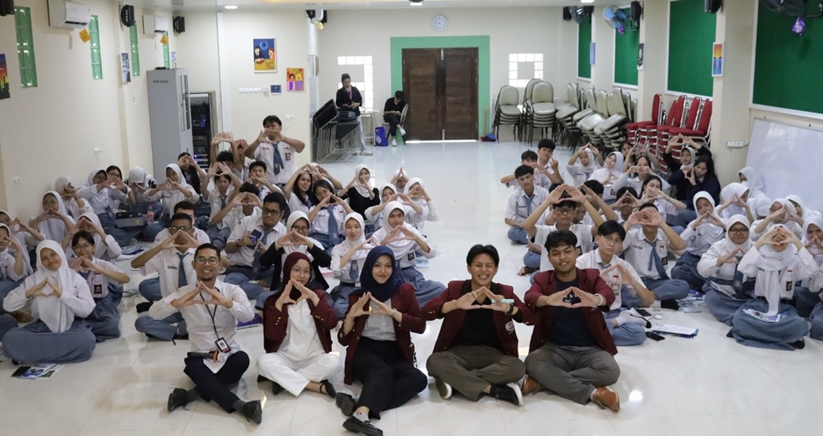 Edu Fair SMA Negeri 86 Jakarta Jadi Sarana Pengenalan Pendidikan Hukum bagi Siswa