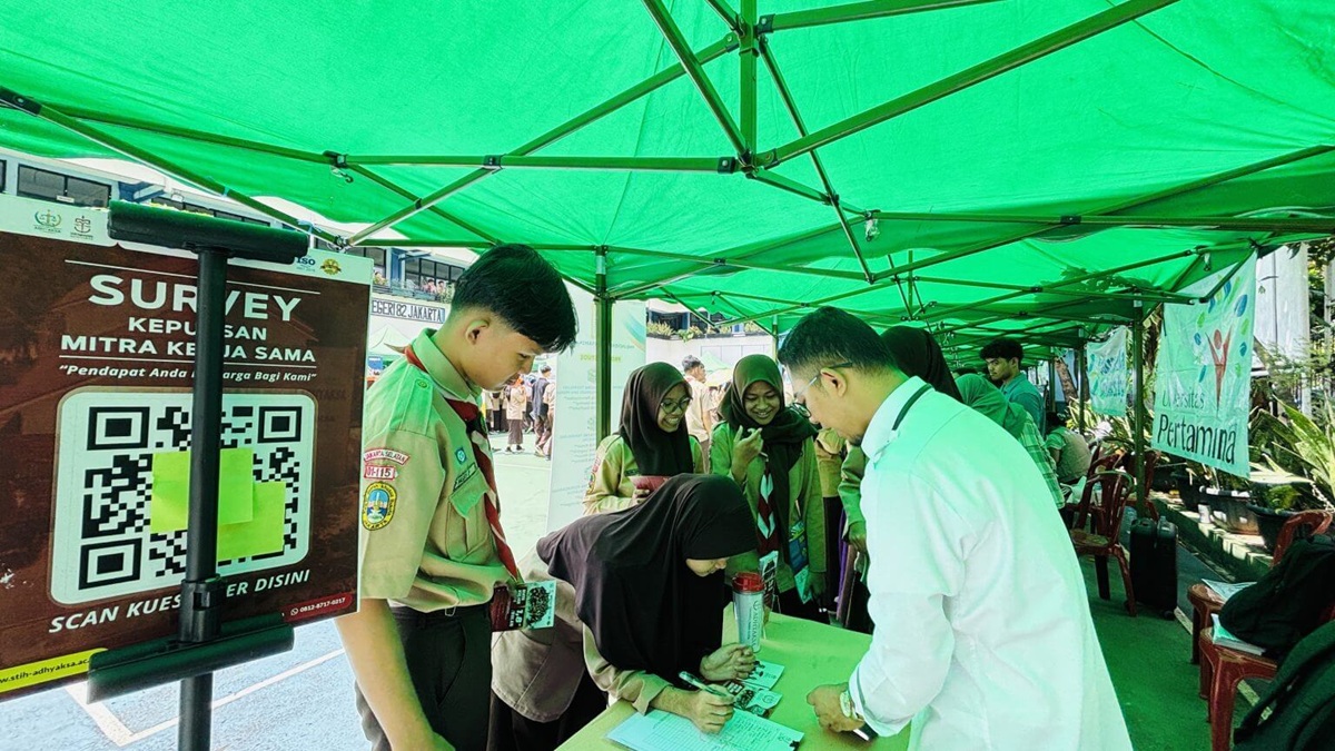 Edu Fair di SMA Negeri 82 Jakarta_1