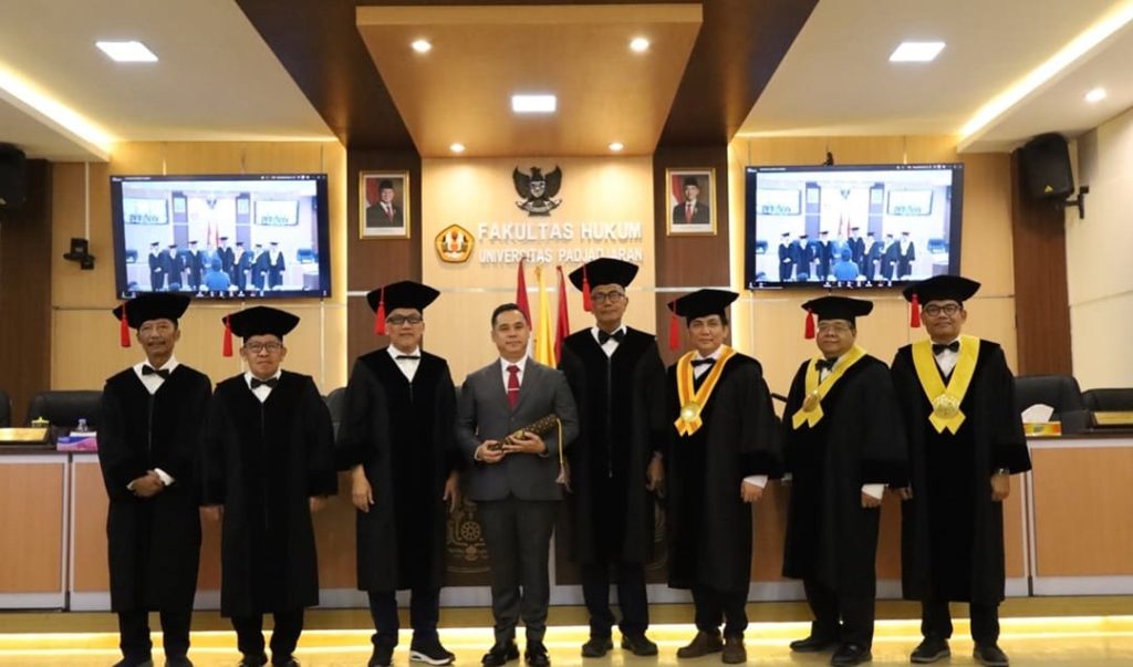 Wakil Rektor I Universitas Adhyaksa Raih Gelar Doktor Ilmu Hukum dari UNPAD, Perkuat Kualitas Akademik dan Kepemimpinan Kampus